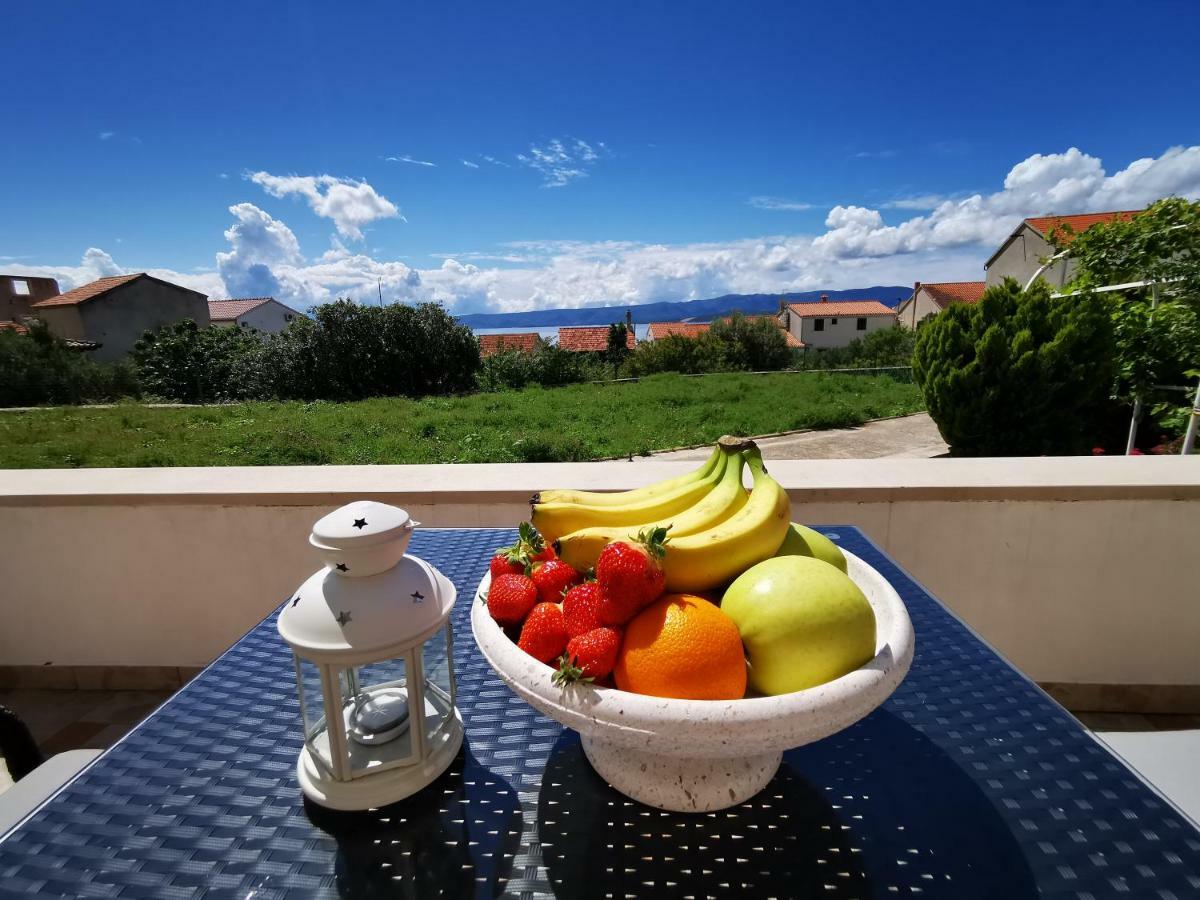 Apartments Fani Бол Экстерьер фото
